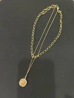 二重チェーン コイン型ペンダント ネックレス　ゴールド