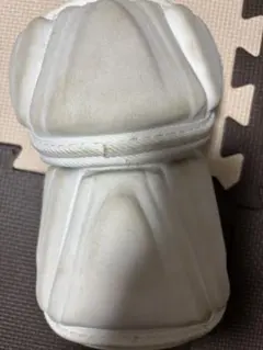 エルボーガード ホワイト