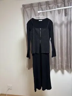 7月中旬までの出品‼️ナチュラルビューティーベーシック　ニット　ワンピースのサムネイル