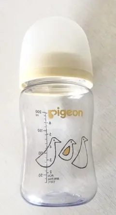 Pigeon 哺乳瓶 200ml BPAフリー　バード