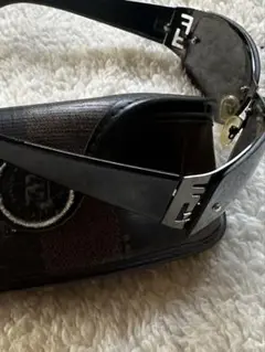 FENDIサングラス　ブラック【お値下げ】