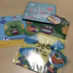クレヨンしんちゃん　ジッパーバッグ＆ステッカーセット