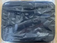 [新品未使用] ブラデリス 35thノベルティ ランジェリーポーチのサムネイル
