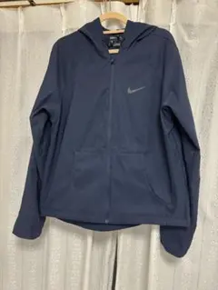 Nike ネイビー ウィンドブレーカーＬサイズ