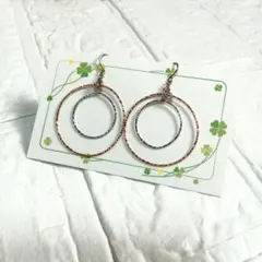 Item thumbnail for item ed9e8263-29f4-4e63-86ee-f5e6d7374d6b