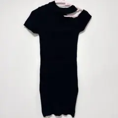 タイト　ニットワンピース
