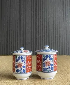 有田焼【源右衛門窯印】青色の花模様の蓋付き湯飲み2個セット - メルカリ