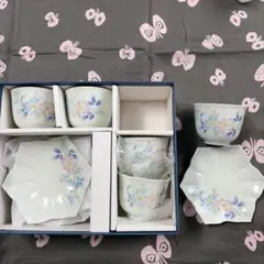 ⭐︎有田焼⭐︎花柄湯飲みと受け皿の5セット