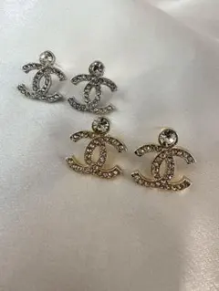 ロゴマーク ccマーク ヴィンテージ ピアス 2セット