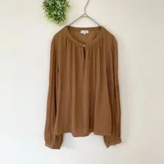 マッキントッシュフィロソフィー［M］大人ナチュラル◎クルーネックギャザーブラウスのサムネイル