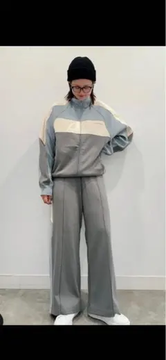 ☆新品未使用GU beautiful people 裏ボアジャージセットアップ