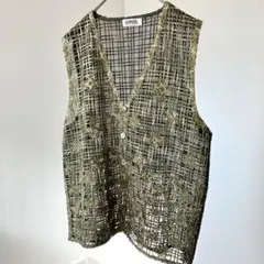 【レトロデザイン】総柄レース　シースルーベスト　花柄　オーガンジー　シェルボタン