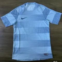 NIKE サッカーウェア 半袖シャツ 水色 ボーダーMサイズのサムネイル