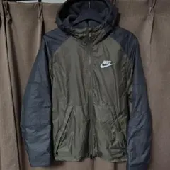 Nike フード付きナイロンジャケット