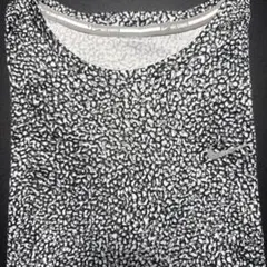 NIKE レディース 半袖Tシャツ 総柄 スポーツウェアのサムネイル