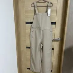 新品未使用GUサロペットストレートパンツ　Mサイズ