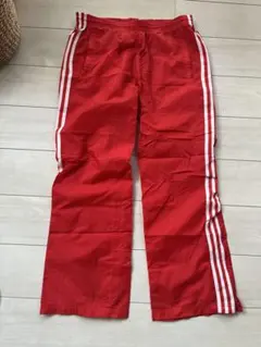 adidas ウインドブレーカーパンツ赤