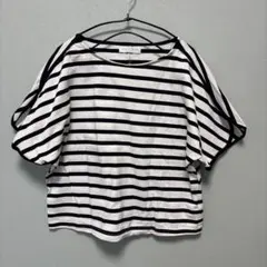 【美品】ユナイテッドアローズ　ストライプ 半袖Tシャツのサムネイル