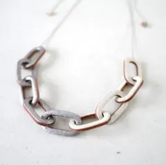 Item thumbnail for item ec964ba4-e067-43e0-bd17-595648aae2aa