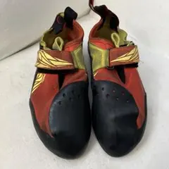 Item thumbnail for item 76600b47-e3a3-44df-b8df-93c7efe64900