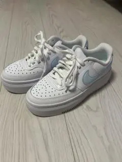 Nike スニーカー ホワイト/ライトブルー　コートビジョンアルタ　23cm