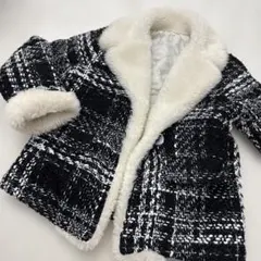 黒と白のチェック柄ショートコート