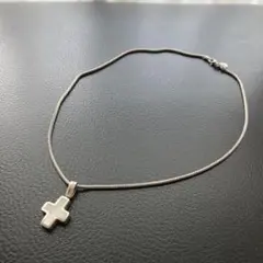 ネックレス　【クリオブルー】白蝶貝のクロス