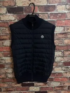 MONCLER ネイビー　ダウンベスト Mのサムネイル
