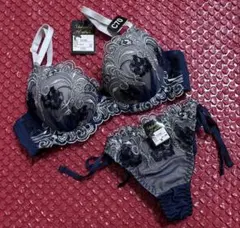 DRW ブラジャー&ショーツセット C70