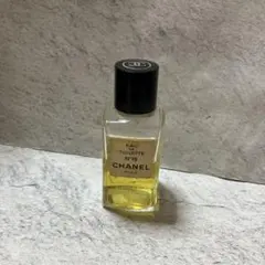 CHANEL Eau Toilette N°19
