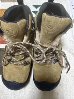 ブラウン スエード ハイカット 登山靴