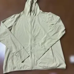 UNIQLO エアリズムパーカー XL 着用少