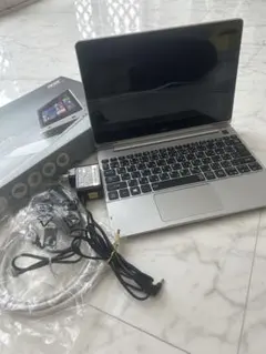 2IN1 ノートパソコン　Aspire Switch 10