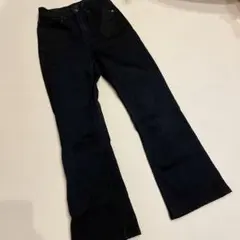 UNIQLO ユニクロ スリムフレアジーンズ