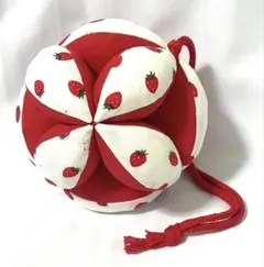 可愛い音色のプラ鈴入り　赤ちゃんボール　ハンドメイド
