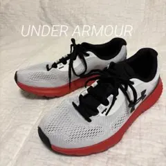 ⭐︎美品⭐︎アンダーアーマー UAチャージドサージ4スニーカー 25cm
