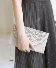 パーティーバック　お呼ばれ　クラッチ　ビジュー