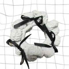 シュシュ ハンドメイド ホワイト×ブラックリボン