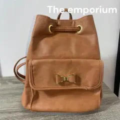 ライトブラウン ショルダーバッグ レザー メッキ装飾 ポケット付き プライベート