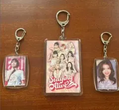 Item thumbnail for item 81b3100a-bda5-44c8-8091-baef4d84290a