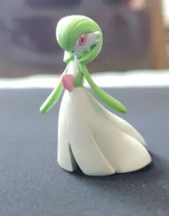 ポケモン フィギュア サーナイト
