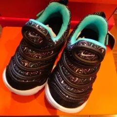 Item thumbnail for item e789bc95-4da3-44e0-87e6-e6e687564277