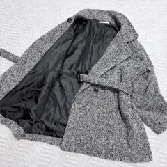 Item thumbnail for item 23ca0daa-57b3-4f57-931d-ff3c06c0c5f3