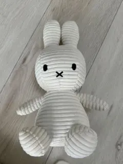 ミッフィー　ぬいぐるみ　コーデュロイ