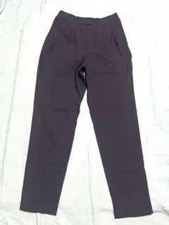 OMNES オムネス　ネイビーストレッチパンツのサムネイル