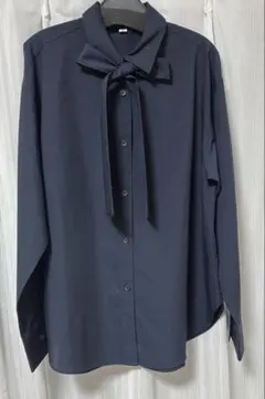 ボウタイシャツＱ　ネイビー　Mサイズ