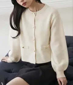 最終値下げ♡RANAN ラナン ゴールド調ボタンニットカーデ 白 M