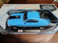 Maisto 1970 Ford Mustang Mach 1 青、のサムネイル