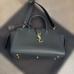 美品　イブサンローラン　黒バッグのサムネイル