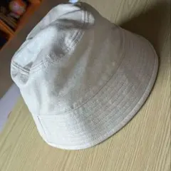 niko and...ベージュ　クリーム色　ホワイト バケットハット